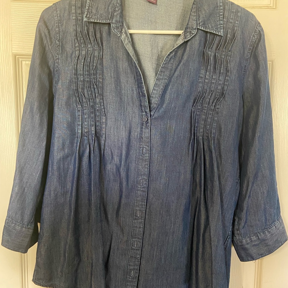 Gloria Vanderbilt Washed Blue Denim Pintuck Button-Front Shirt